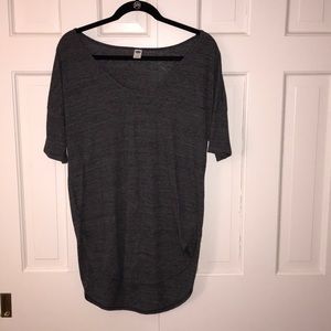 Old Navy Grey T-Shirt